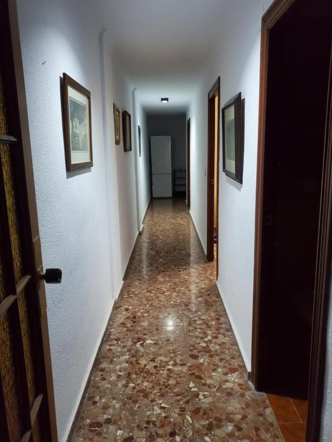 Lovely Bedroom In A Shared Apartment In The Center Of Alicante Exterior foto