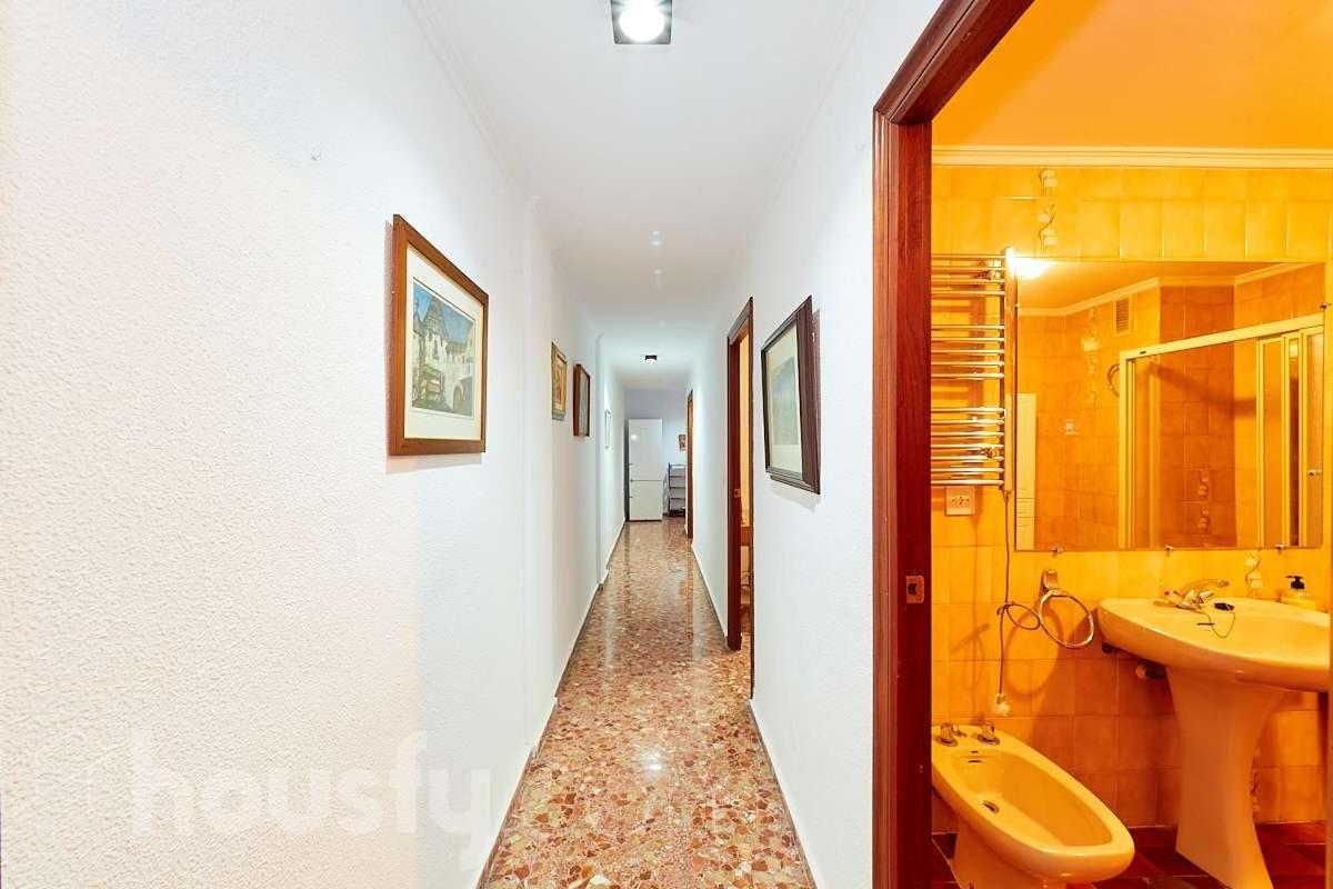 Lovely Bedroom In A Shared Apartment In The Center Of Alicante Exterior foto