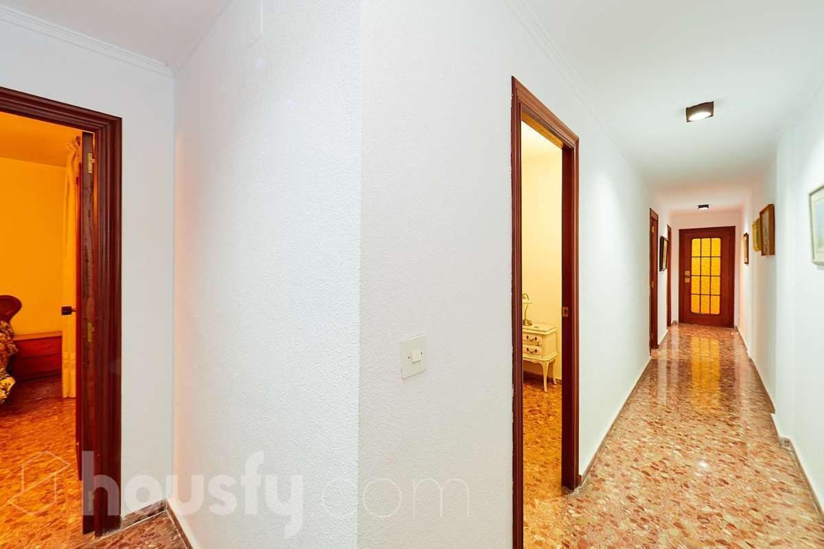 Lovely Bedroom In A Shared Apartment In The Center Of Alicante Exterior foto